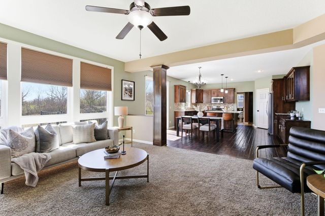 16471 Hawk Ridge Court NW, Prior Lake, MN 55372
