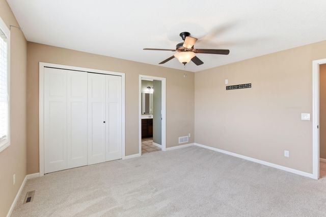 16471 Hawk Ridge Court NW, Prior Lake, MN 55372