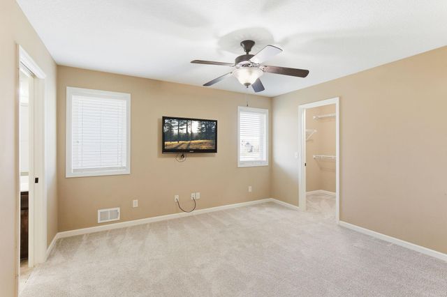 16471 Hawk Ridge Court NW, Prior Lake, MN 55372