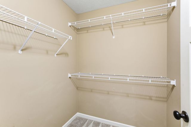 16471 Hawk Ridge Court NW, Prior Lake, MN 55372