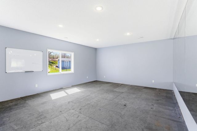 16471 Hawk Ridge Court NW, Prior Lake, MN 55372