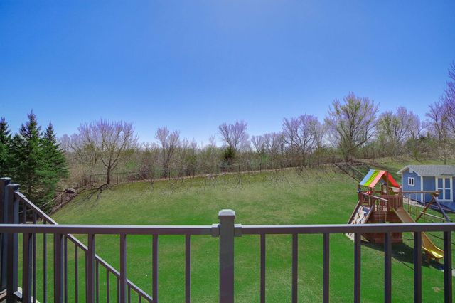 16471 Hawk Ridge Court NW, Prior Lake, MN 55372