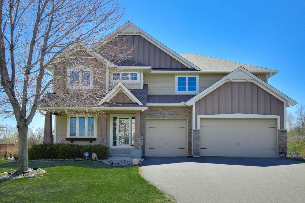 16471 Hawk Ridge Court NW, Prior Lake, MN 55372