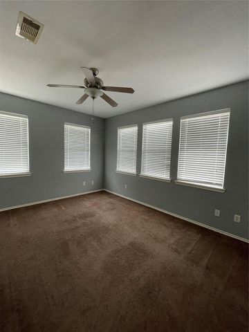 2117 Kemah Village Drive, Kemah, TX 77565