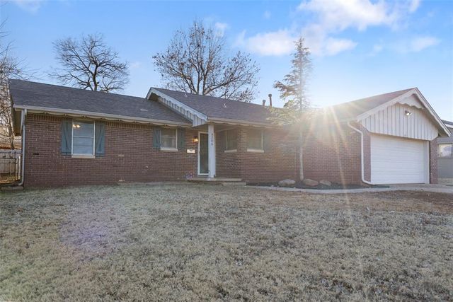 4206 Holiday Place, Oklahoma City, OK 73112
