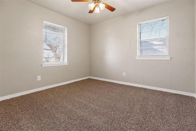 4206 Holiday Place, Oklahoma City, OK 73112