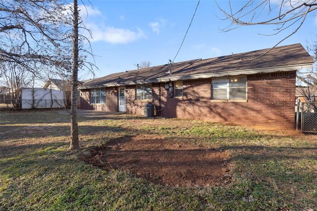4206 Holiday Place, Oklahoma City, OK 73112
