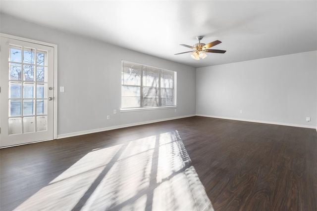 4206 Holiday Place, Oklahoma City, OK 73112