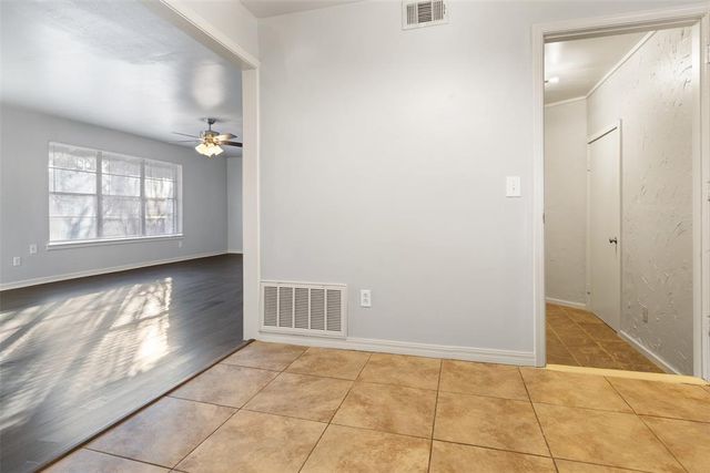 4206 Holiday Place, Oklahoma City, OK 73112