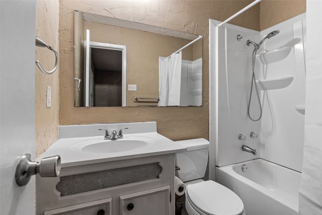 628 Evelyn Lane, Burleson, TX 76028