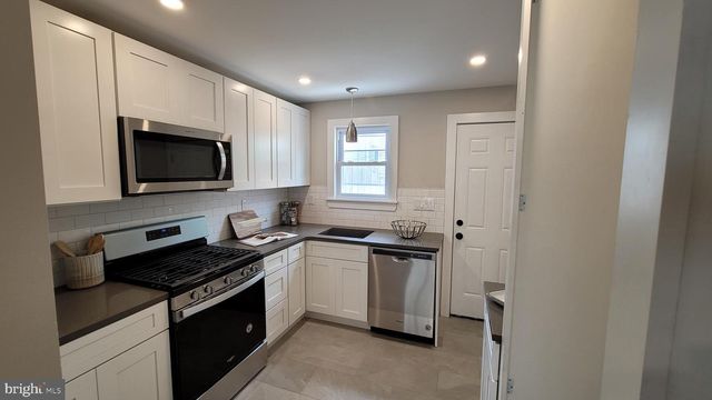 2131 MOUNTAIN ST, Philadelphia, PA 19145