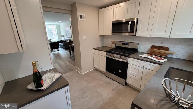 2131 MOUNTAIN ST, Philadelphia, PA 19145