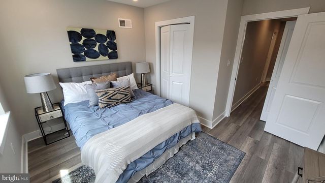 2131 MOUNTAIN ST, Philadelphia, PA 19145