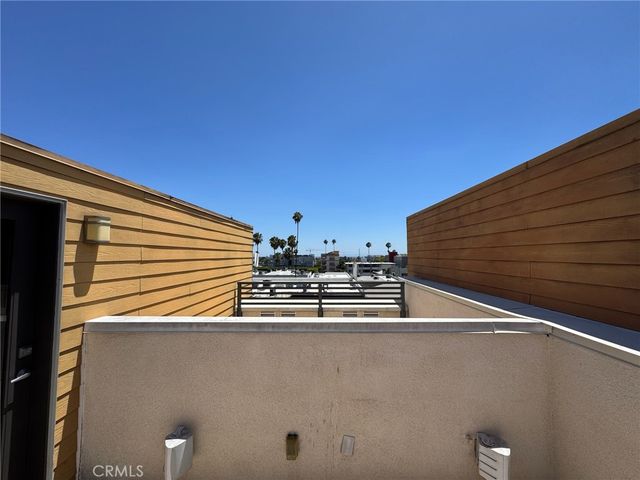5628 Observation Lane, Los Angeles, CA 90028