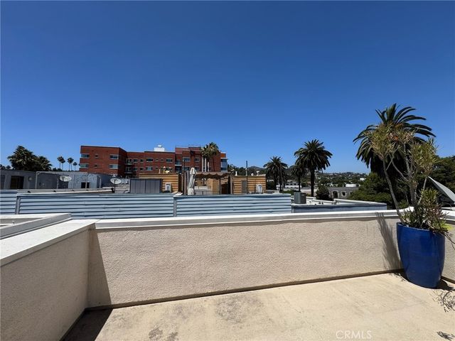 5628 Observation Lane, Los Angeles, CA 90028
