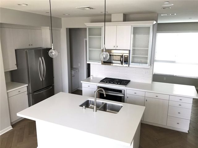 5628 Observation Lane, Los Angeles, CA 90028