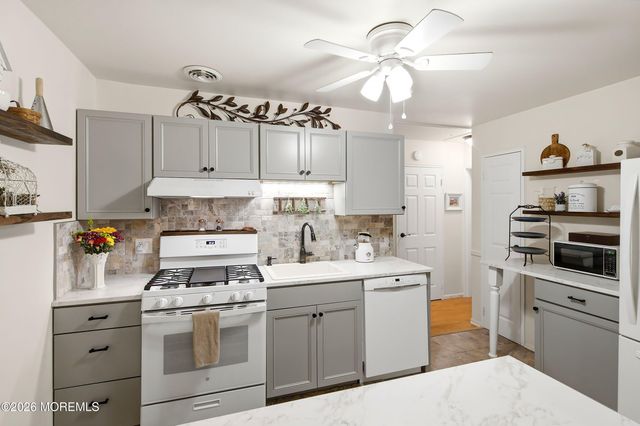 3 C Robin Street, Manchester, NJ 08759