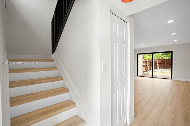 28015 SW 143rd Ct, Homestead, FL 33033