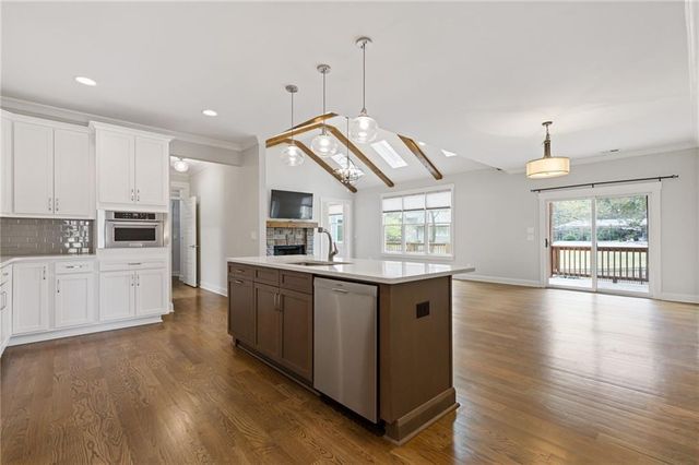 4831 Lakewood Drive, Acworth, GA 30101