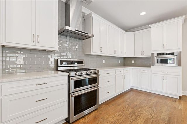 4831 Lakewood Drive, Acworth, GA 30101