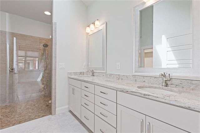 4831 Lakewood Drive, Acworth, GA 30101