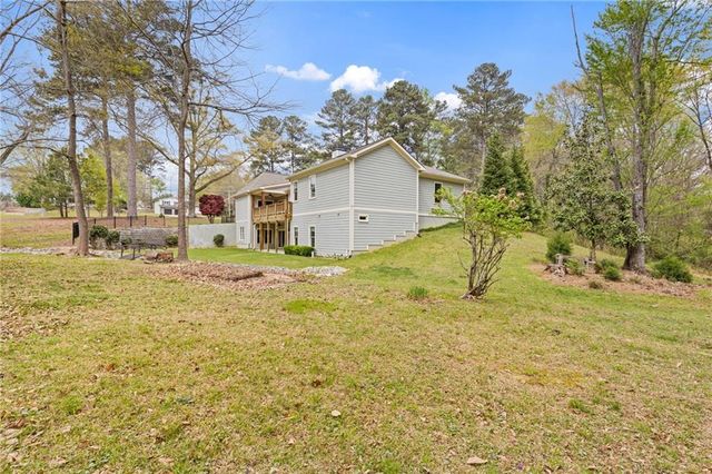 4831 Lakewood Drive, Acworth, GA 30101