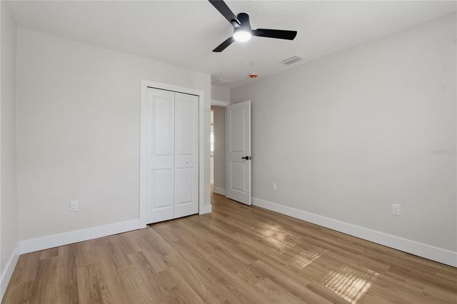 918 E LAMBRIGHT STREET, Tampa, FL 33604