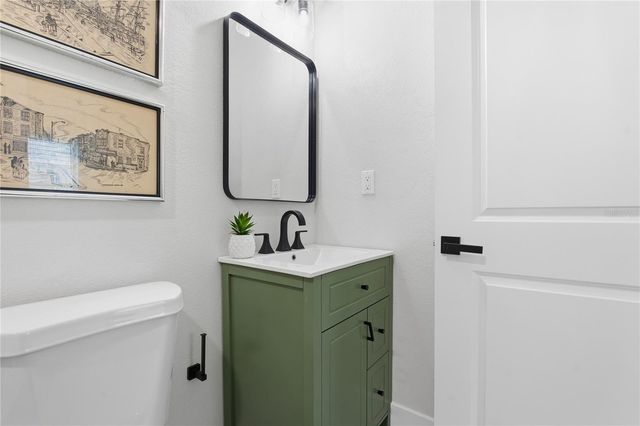 918 E LAMBRIGHT STREET, Tampa, FL 33604