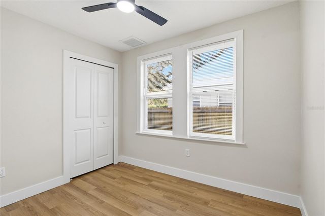 918 E LAMBRIGHT STREET, Tampa, FL 33604