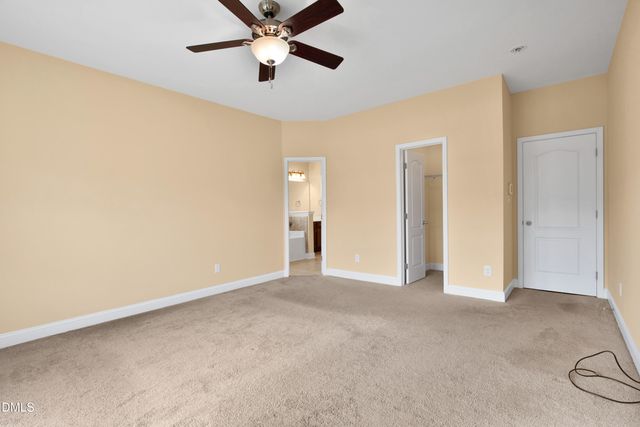 6605 Stillwood Drive, Hope Mills, NC 28348