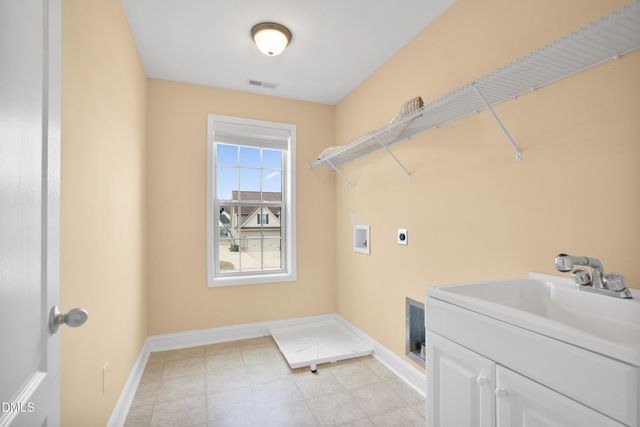 6605 Stillwood Drive, Hope Mills, NC 28348