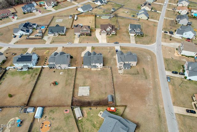 6605 Stillwood Drive, Hope Mills, NC 28348