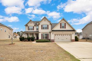 6605 Stillwood Drive, Hope Mills, NC 28348