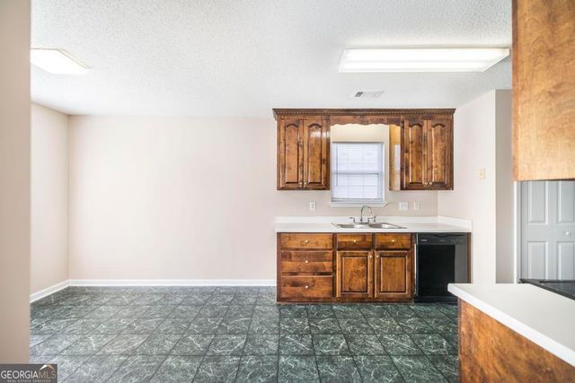 212 Tyson Glen Drive, Warner Robins, GA 31088