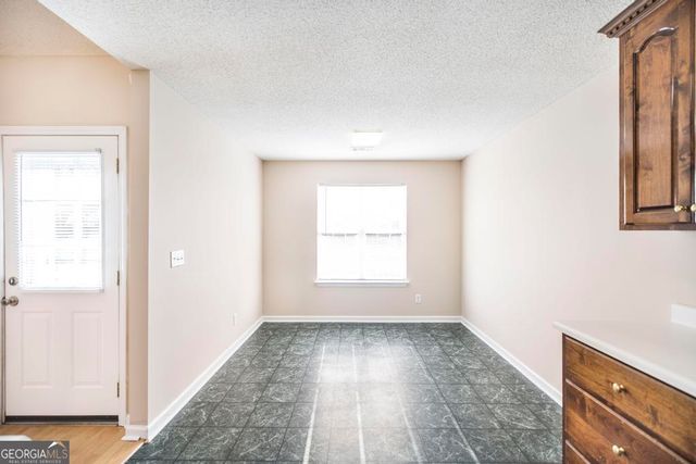 212 Tyson Glen Drive, Warner Robins, GA 31088