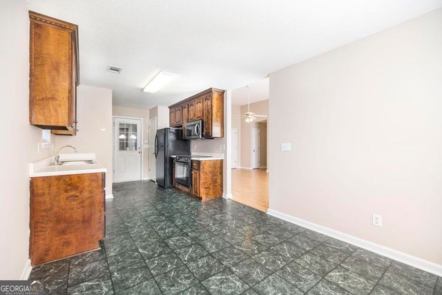 212 Tyson Glen Drive, Warner Robins, GA 31088