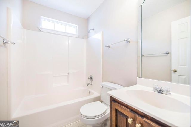 212 Tyson Glen Drive, Warner Robins, GA 31088