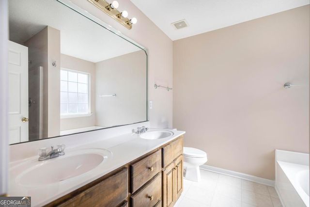 212 Tyson Glen Drive, Warner Robins, GA 31088