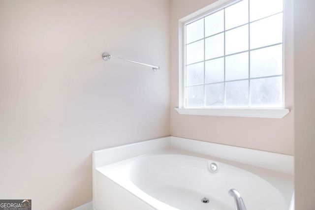 212 Tyson Glen Drive, Warner Robins, GA 31088