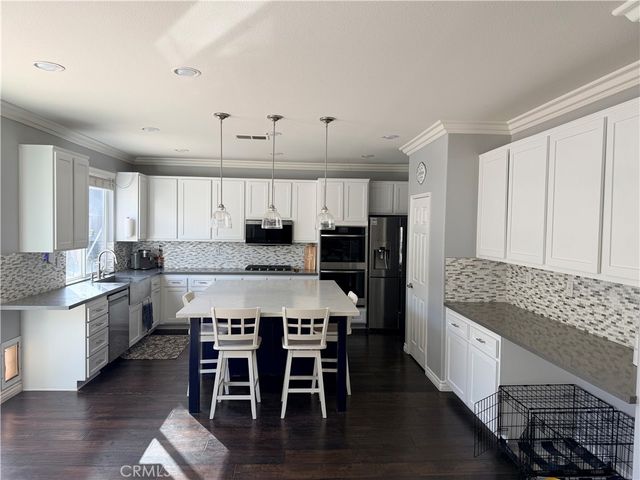 23776 Brookside Court, Murrieta, CA 92562