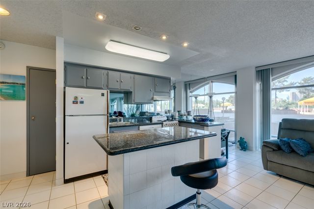 3111 Bel Air Drive 206, Las Vegas, NV 89109