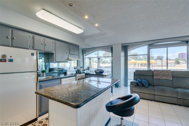 3111 Bel Air Drive 206, Las Vegas, NV 89109