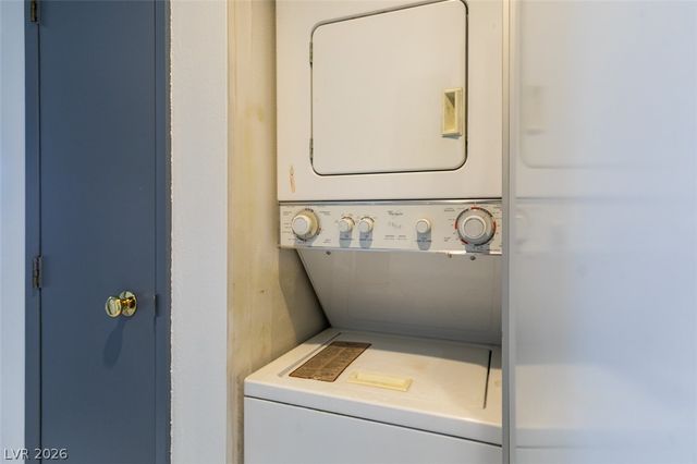 3111 Bel Air Drive 206, Las Vegas, NV 89109