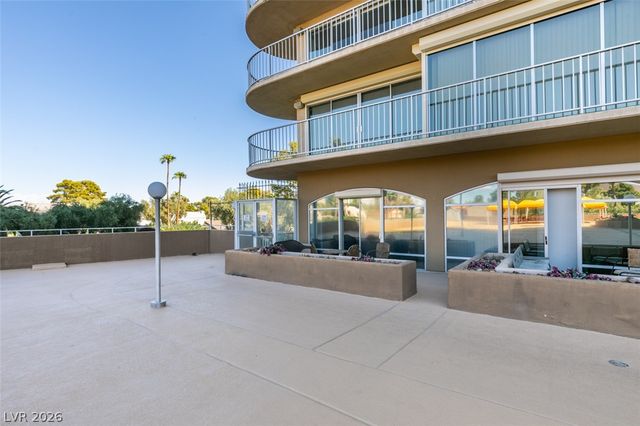 3111 Bel Air Drive 206, Las Vegas, NV 89109