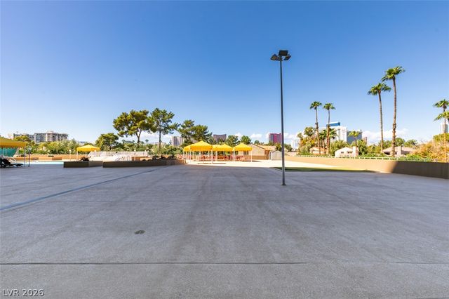 3111 Bel Air Drive 206, Las Vegas, NV 89109
