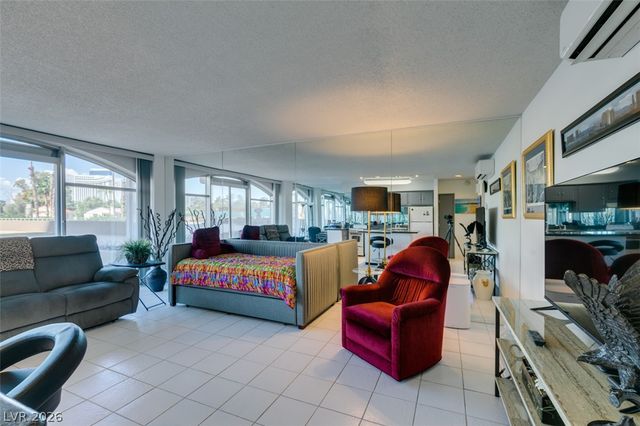 3111 Bel Air Drive 206, Las Vegas, NV 89109