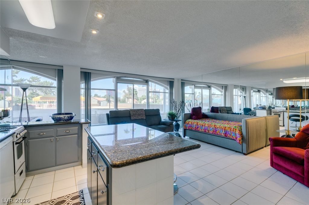3111 Bel Air Drive 206, Las Vegas, NV 89109 — photo 4