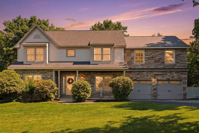 9 Tennyson Drive, Manchester, NH 03104