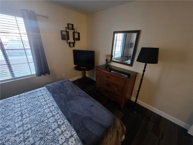 4878 Nara Vista Way 104, Las Vegas, NV 89103