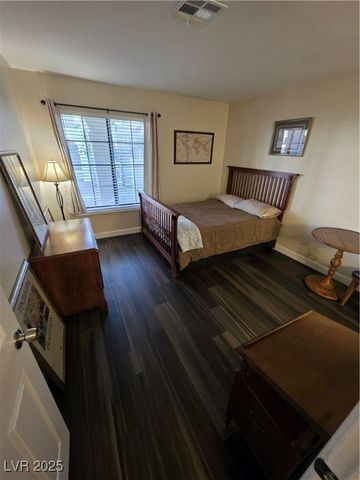 4878 Nara Vista Way 104, Las Vegas, NV 89103